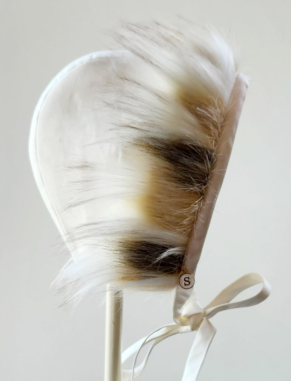 Exclusive Ivory Linen Bonnet, Cap Style with rabbit fur trim