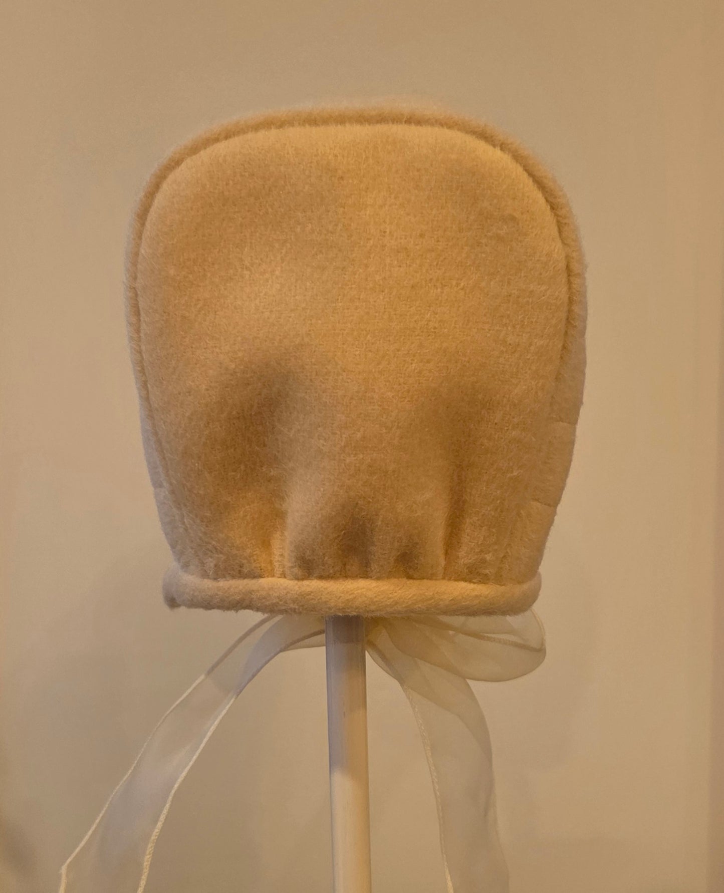 Exclusive Wool Cashmere Bonnet, Banana