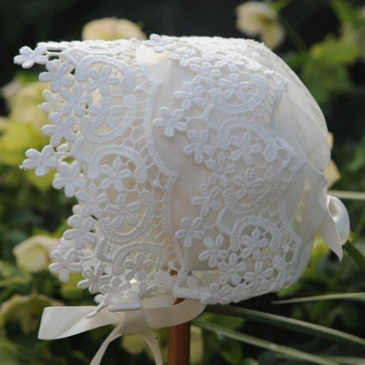 Exclusive Lace Bonnet