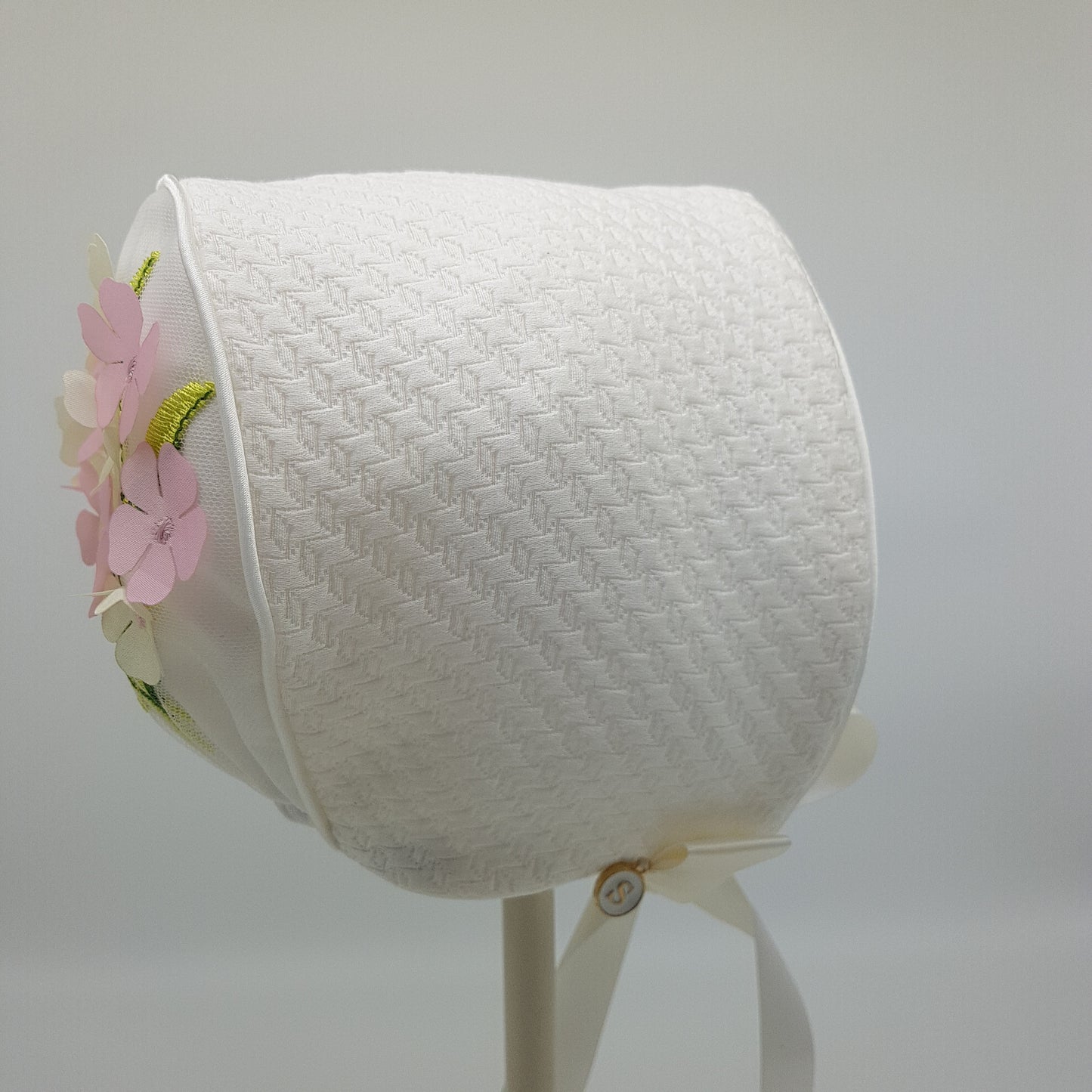 Exclusive Ivory Jacquard Bonnet with Flowers