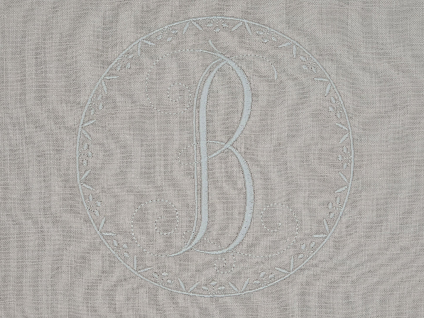 2pc Bassinet Sheet Set, Personalised Embroidery on Linen