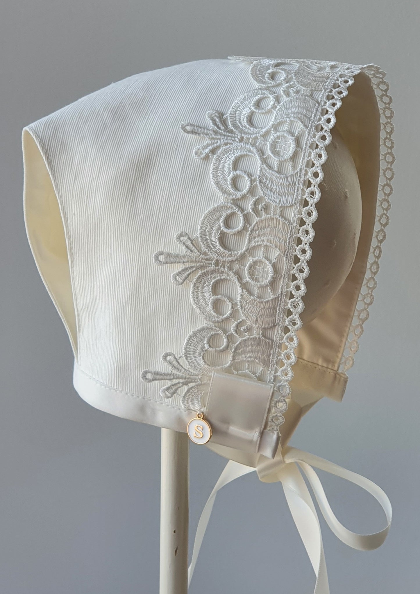 Exclusive Ivory T-Bar Bonnet with lace trim