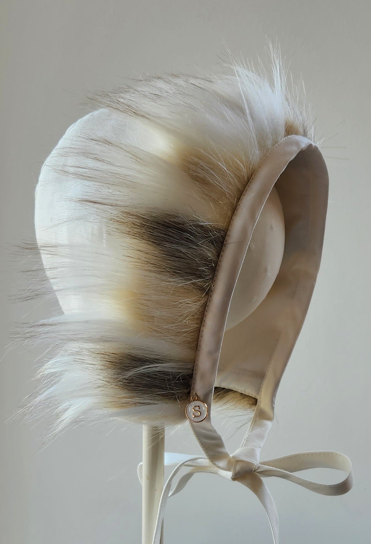 Exclusive Ivory Linen Bonnet, Cap Style with rabbit fur trim