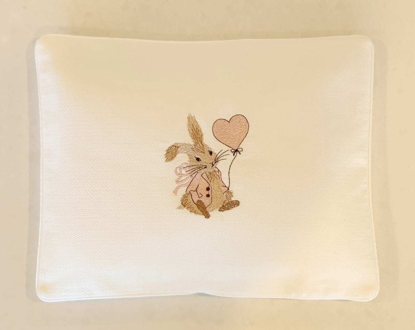 'Lily and her Balloon' 2pc Bassinet Sheet Set, Embroidered Lily Bobtail on Ivory sheets