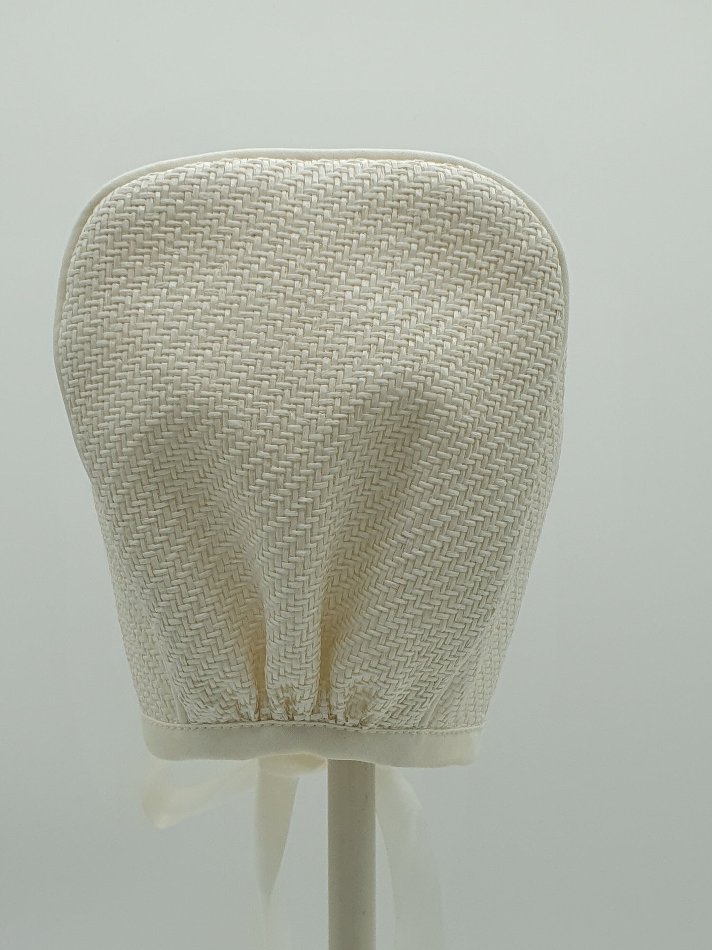 Exclusive Bonnet, Cream Weave with lace trim