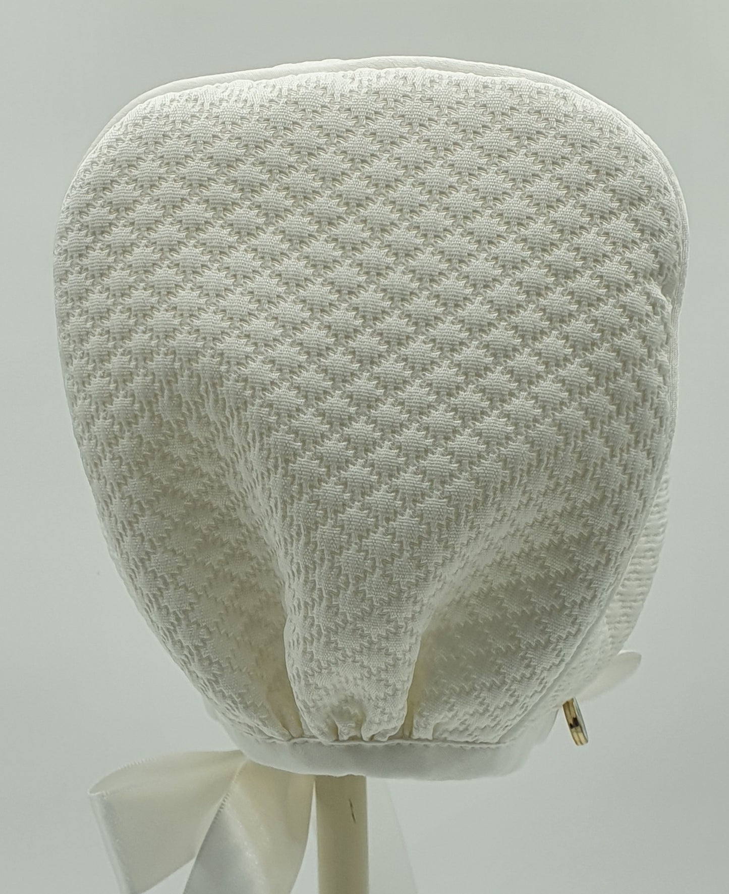 Exclusive Bonnet, White Jacquard with exquisite corded trim