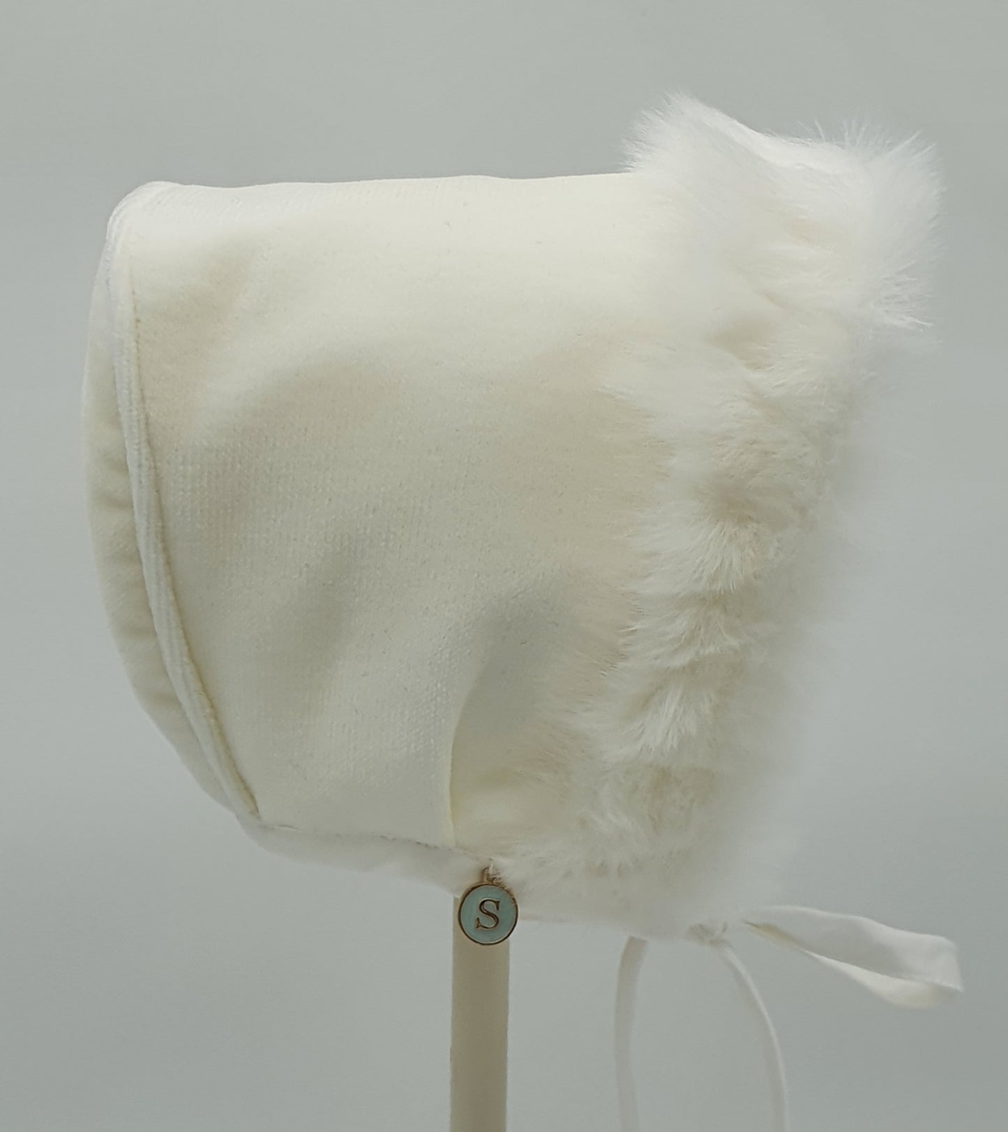 Exclusive Bonnet, Ivory Velvet with Ivory Fur Brim