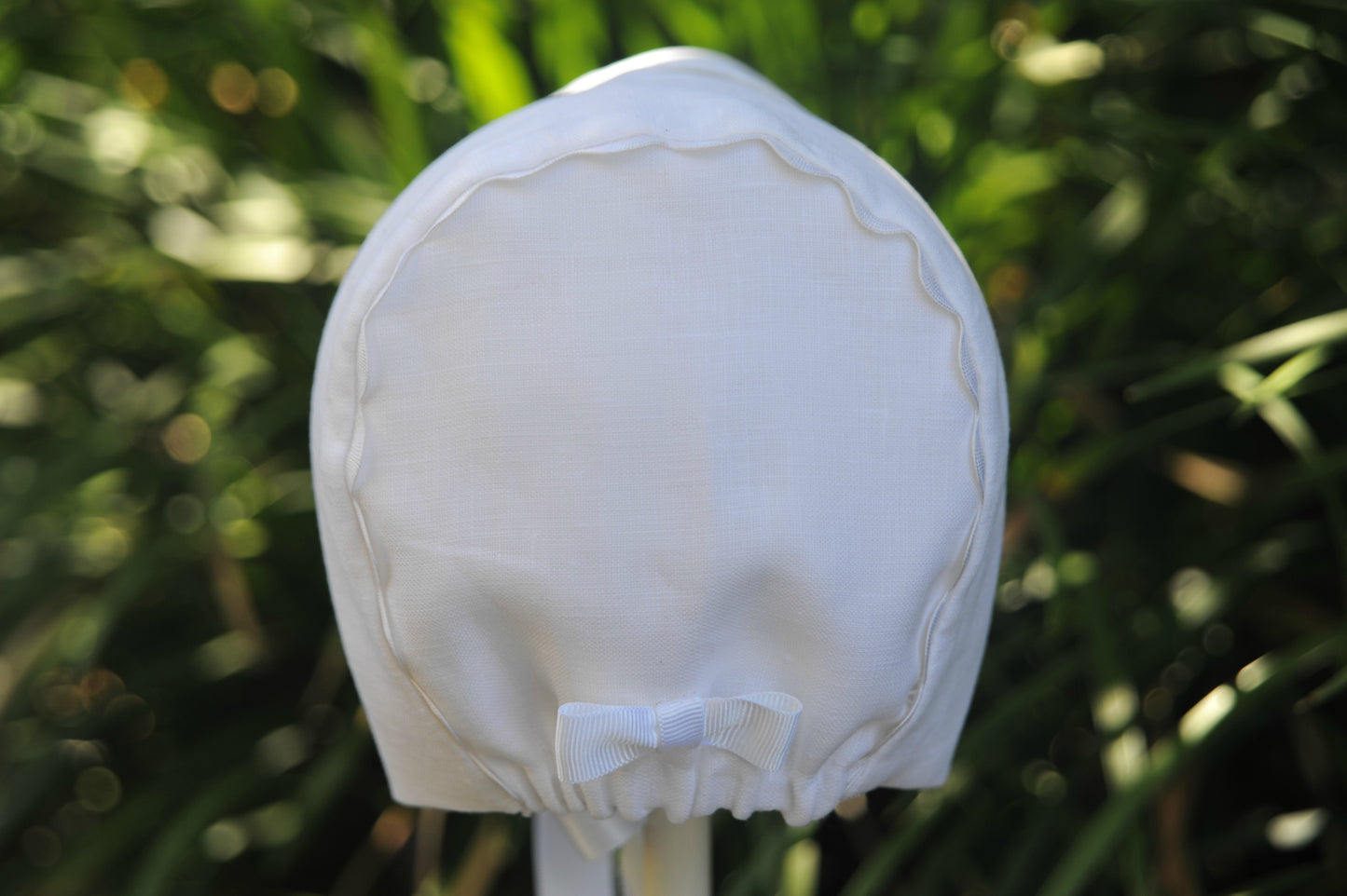 Exclusive White Linen Bonnet